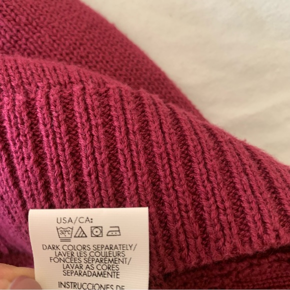 Calvin Klein.  Sweater. Red. V neck. Large. Soft. Warm. - Picture 9 of 11